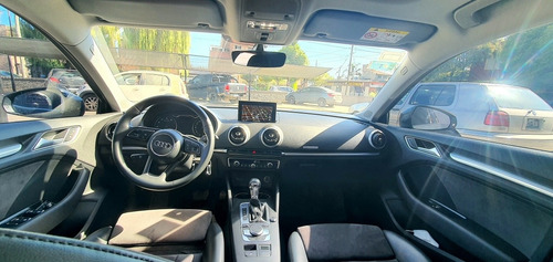 Imagen 10 de 16 de Audi A3 Sportback 2017 2.0 Tfsi 190cv