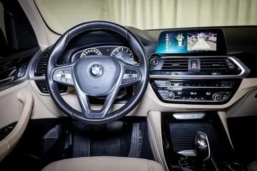 BMW X3 2.0 sDrive20iA At