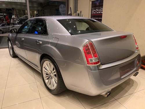 Chrysler C300 2014