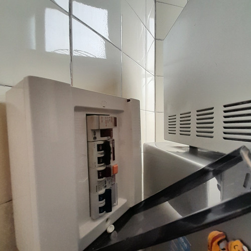Imagen 13 de 27 de Oportunidad. Venta Departamento Contra Frente, Todo Luz Super Silencioso .dueño Directo. Ideal Para Vivienda, Consultorio O Alquiler Temporal Para Turistas. Puede Concretarse Anticipo+cuotas Dólares.