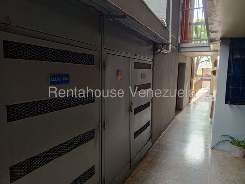 Apartamento En Venta Urbanizacion Cagua Residencias Codazzi 25-20074 Jecg
