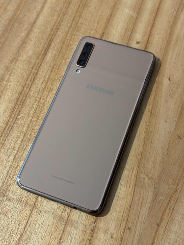 Celular Samsung Galaxy A7 2018