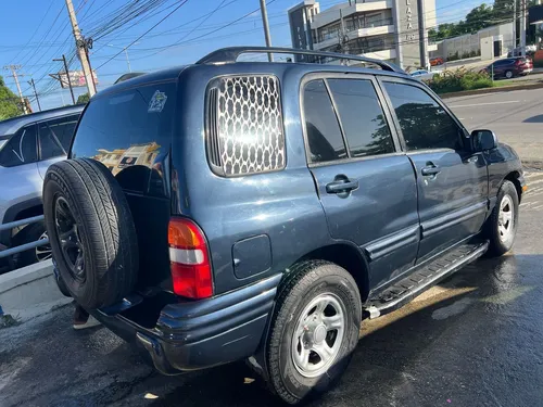 Jeep Chevrolet Tracker 2001 4x4 $285,000