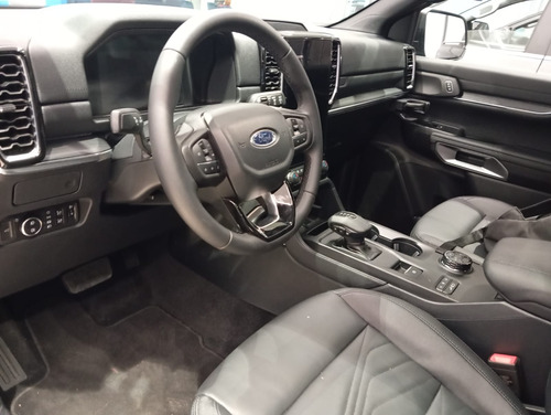 Ford Everest 2.3 Gtdi Titanium 4X4 At
