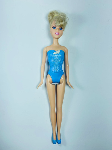 Boneca Barbie Cinderela Bailarina Princesas P/ Restauro (Usado)