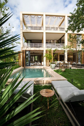 Imagen 7 de 26 de En Venta Casas Con Club De Playa Y Campo De Golf En Playa Del Carmen (860)