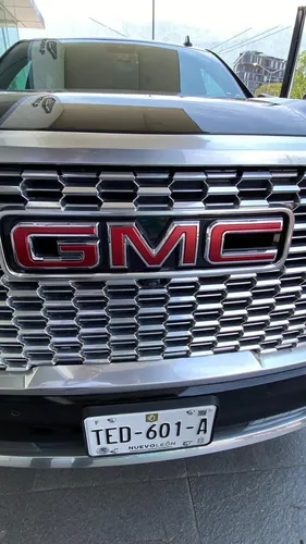 Gmc Yukon Denali Xl 2023 (version Larga)