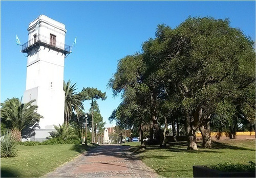 Apartamento En Venta De 2 Dormitorios En Maldonado