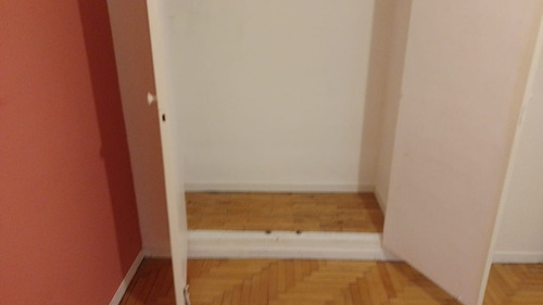Imagen 20 de 30 de Excelente Oportunidad De Inversión De Departamento De 4 Ambientes A La Calle C/ Balcón Saliente, 68 M2 En Pleno Centro