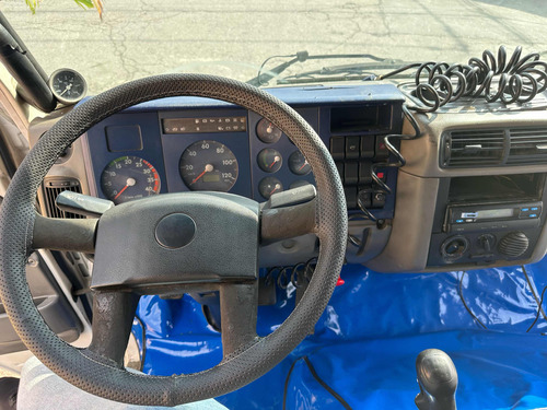 Vw 23210 Worker Cummins Baú Sider Com Plataforma Hidráulica