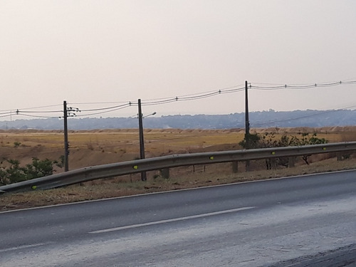 Imagem 5 de 9 de Área 110.000 M² Frente Para A Br 040 - 188