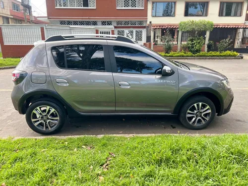 Renault Stepway ZEN 1.6 MECANICA