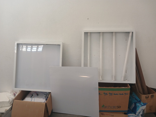 2 Luminárias Com Lmpdas Funcionando