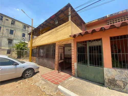 Casa De Esquina En Venta San Blas I Con Potencial Comercial Cb-7365758