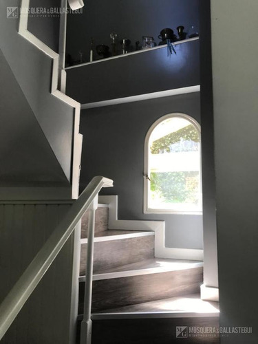 Imagen 12 de 22 de Mosquera Y Gallastegui - Excelente Casa En Los Lagartos