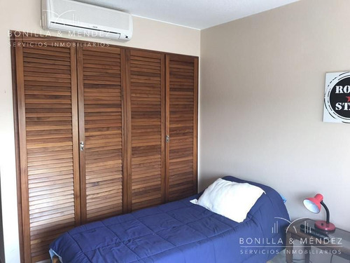 Roosevelt Center, Torre A, Unidad Al Frente, Reciclada, 3 Dormitorios, Dependencia, Toilette, Etc.