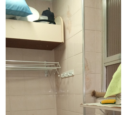 Apartamento De 1 Dormitório. Prédio Com Elevadores. No Centro Do Bairro!!