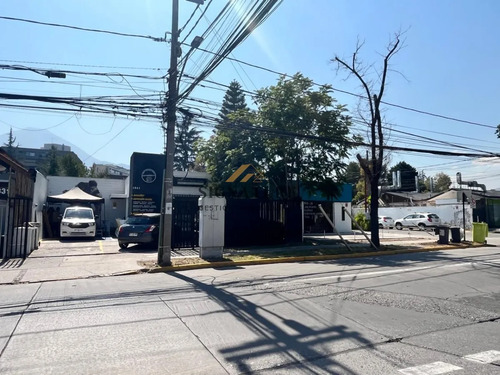Casa Comercial Con Bodega, Negociable.