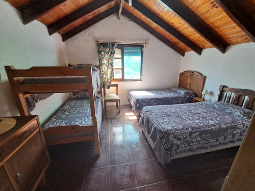 Inmobiliaria Costa Azul Vende Dos Casas Y Dos Apartamentos A Una Cuadra De La Playa Antoniopolis, Rocha.
