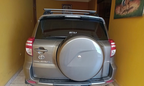 Toyota Rav4 Del Año 2010 En Excelentes Condiciones.