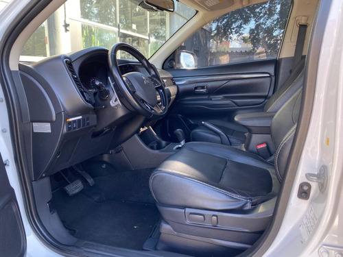 Mitsubishi Outlander 2.2 4X4 16V DIESEL 4P AUTOMÁTICO