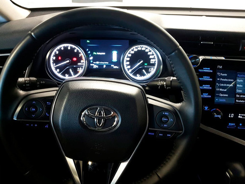 Toyota Camry V6 At