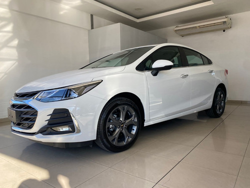 Imagen 8 de 15 de Cruze 4p 1.4 T Ltz At My23