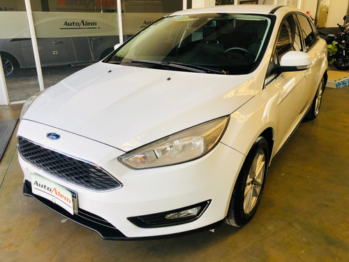 Ford Focus III 1.6 Sedan S