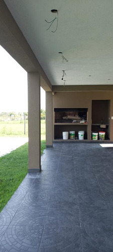 Imagen 12 de 15 de Casa En Venta Canton Barrio Islas Espejo De Agua 2475