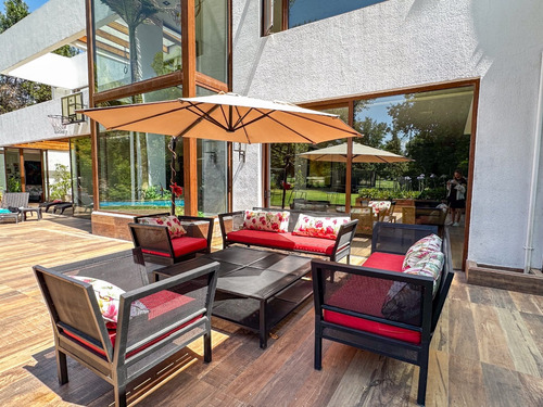 Hermosa Casa Con Vista Al Club De Golf Country Club. 40971
