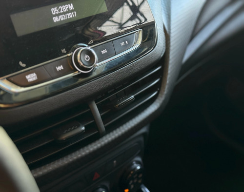 Chevrolet Onix 1.0 TURBO FLEX PLUS AUTOMÁTICO