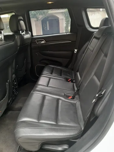 Jeep Grand Cherokee 5.7 Summit 4x4 Mt
