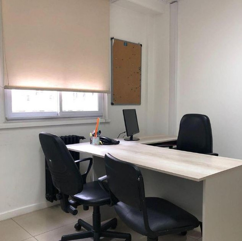 Departamento Uso Prof. 7 Oficinas A 1/2 Cuadra De Av. Córdoba, Del Hospital De Clínicas, De Facultad De Medicina Y Ciencias Económicas