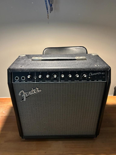 Amplificador Fender Champion 40