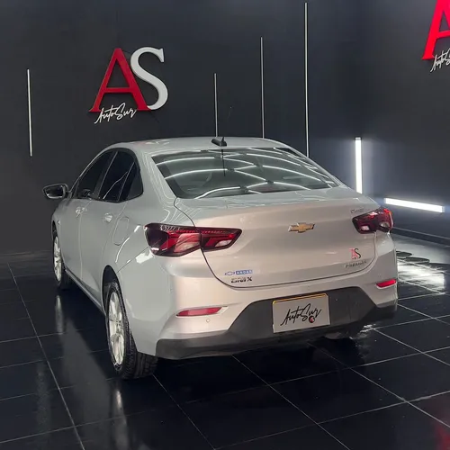 Chevrolet Onix 1.0T Premier Sedan At