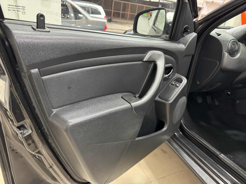 Renault Duster 1.6 4x2 Confort Plus 110cv