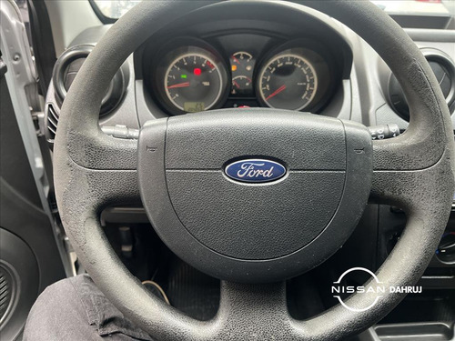 Ford Fiesta 1.6 MPI SEDAN 8V FLEX 4P MANUAL