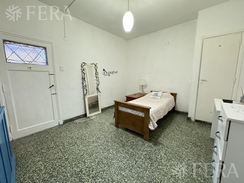 Venta Ph 2 Ambientes Con Patio En Villa Dominico