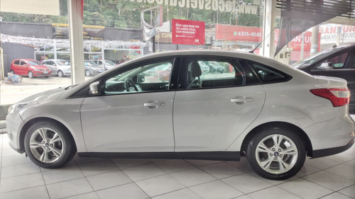 Ford Focus 1.6 S 16V FLEX 4P POWERSHIFT