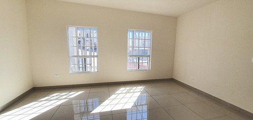Imagen 2 de 10 de Casa De Una Planta En Venta Rincones Del Picacho