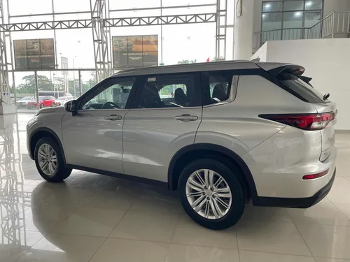 Mitsubishi All New Outlander 4x2 2.5l At.