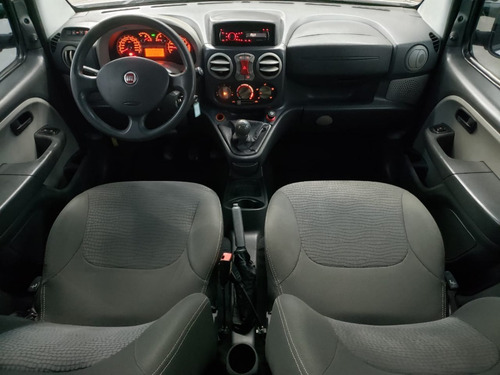 Imagem 6 de 15 de Fiat Doblò Adventure 1.8 Flex 2009 2010 Adventure Locker