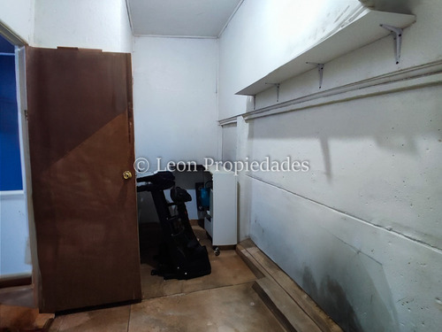 Leon Propiedades Vende Casa En Curacaví Centro.