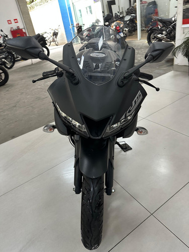 Yamaha Yzf R15 2024 / 6.647 Km