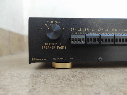 Selector De Bocinas Russound Pro-12 (Usado)