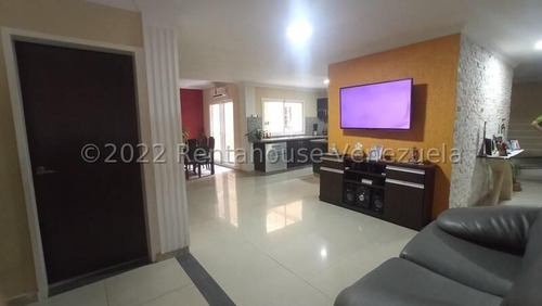Imagen 3 de 14 de Town House En Venta Villas Geicas Maracay 22-19071 Wjo