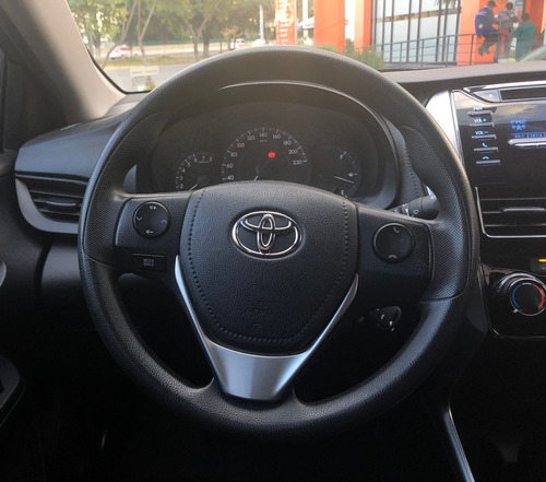 Imagen 9 de 15 de Toyota Yaris 2019 1.5 Core Sedan Mt
