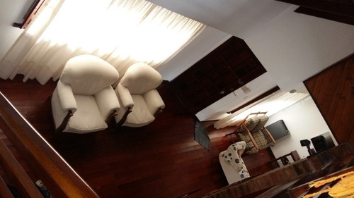 Imagen 6 de 23 de Urquiza Al 4300. Hermoso Chalet Con Piscina Y Posibilidad De Galpón. 800531