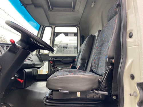 Imagem 8 de 12 de Ford Cargo 2422 8x2 Chassi Bx Km Fs Caminhoes