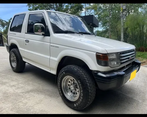 Mitsubishi Montero 2.4 V11